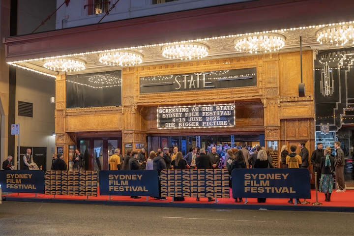 O Festival de Cinema de Sydney figura entre os eventos cinematográficos mais antigos e tradicionais do mundo, tendo realizado sua edição inaugural em 1954 nas dependências da Universidade de Sydney. O festival costuma reunir produções de diferentes países, incluindo longas-metragens, documentários, curtas e obras experimentais.