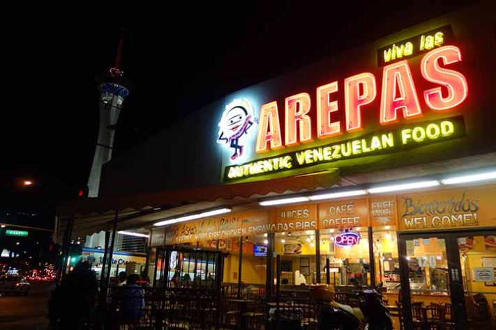 Arepa, prato da culinária de Colômbia e Venezuela