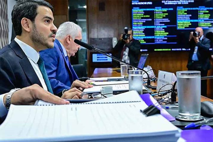 Senado vetou Jorge Messias para o STF