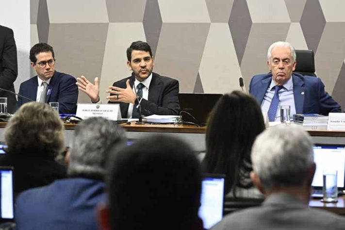 Senado vetou Jorge Messias para o STF