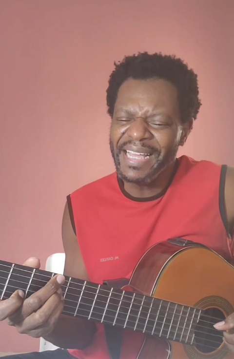 Na música, Bukassa fez parte da banda Skowa e a Máfia, grupo paulistano de soul e funk com fortes influências da diáspora africana. Pela banda, lançou os álbuns “La Famiglia”, de 1989, e “Eppur si Muove - Contraste e Movimento”, de 1990.
