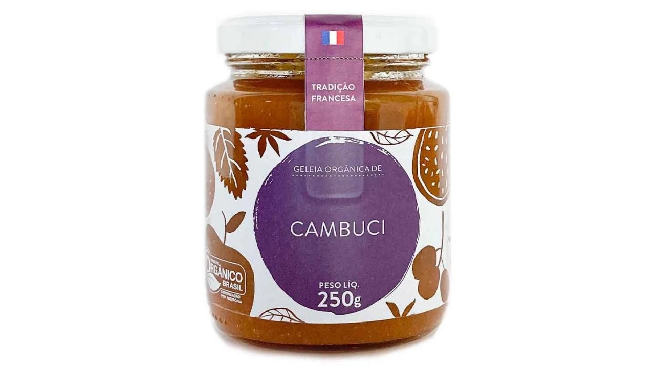 Vale destacar que o sabor ácido combina muito bem com geleias, sorvetes, sucos, mousses, licores e drinks. Além disso, a fruta também pode acompanhar pratos salgados, especialmente peixes, carnes e legumes. Receitas como filé de linguado ao molho de cambuci são favoritas de muitas pessoas. Além disso, também estão disponíveis para compras geleias artesanais.
