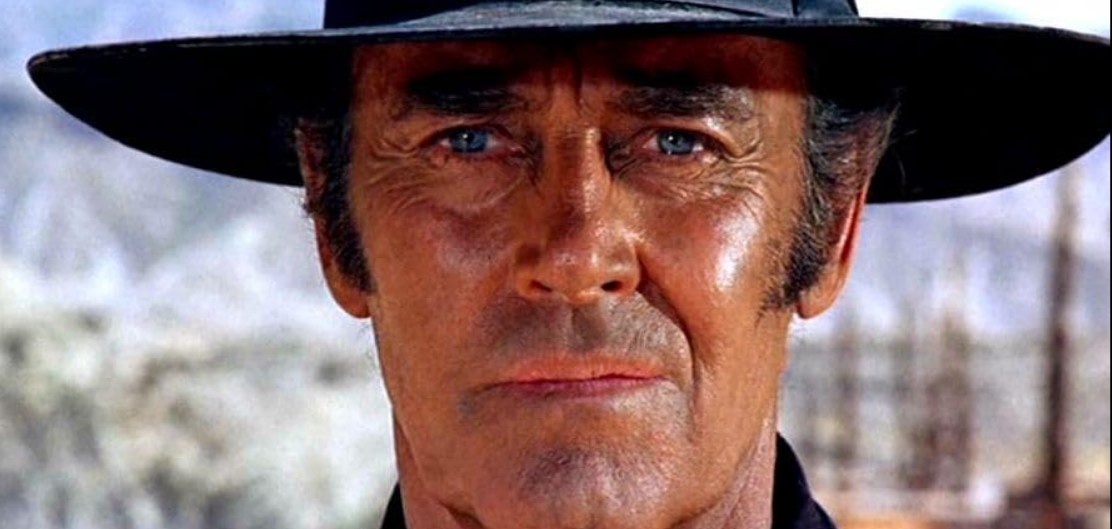 Esses filmes fizeram alcançaram fama no mundo inteiro. Leone, embora tenha recebido críticas negativas no início da carreira por seu trabalho, com o tempo passou a ser reconhecido pelo cuidado visual, pela composição das cenas e pela recriação histórica detalhada.
