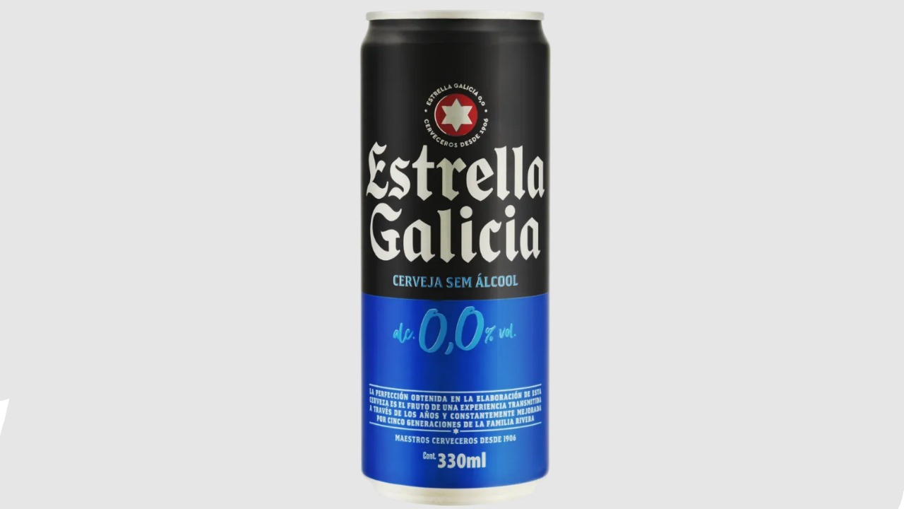 Entre os métodos mais utilizados estão a evaporação controlada e a osmose reversa. Na evaporação, a cerveja é aquecida para eliminar o álcool, que evapora em temperatura inferior à da água. Já na osmose reversa, filtros especiais separam as moléculas de álcool dos demais componentes da bebida sem alterar tanto o sabor original.
