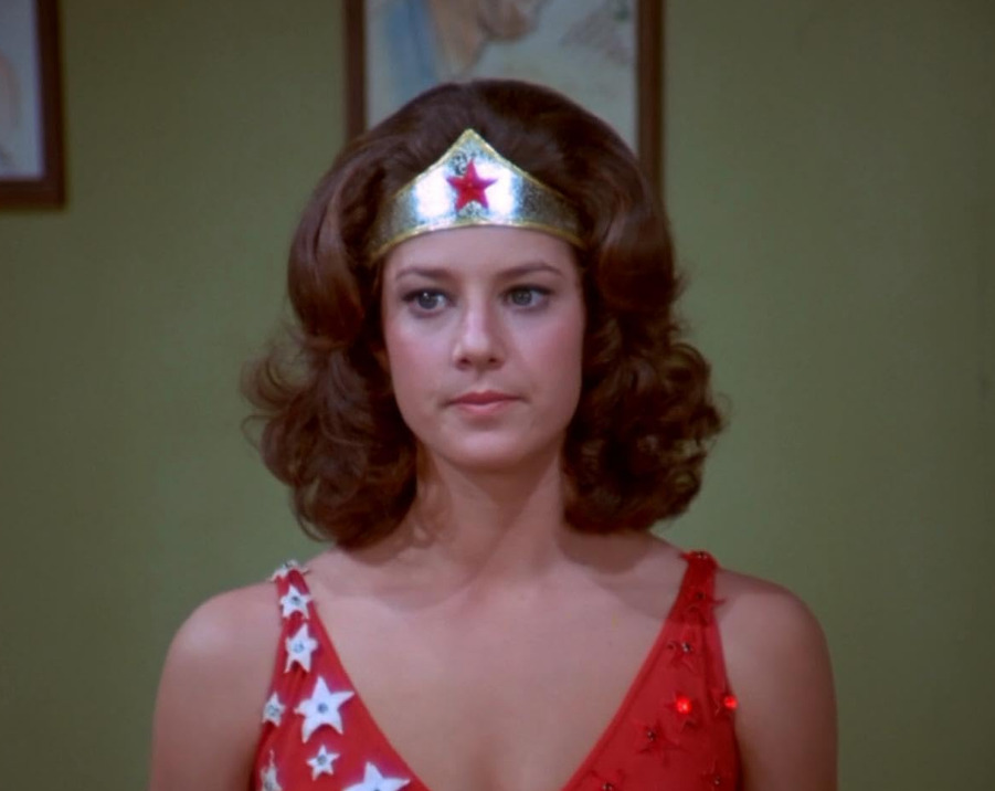 Debra começou a carreira artística em comerciais e estreou no cinema com o filme “Slumber Party '57” em 1976. Em seguida, interpretou Drusilla, a “Wonder Girl”, irmã mais nova da Mulher-Maravilha, uma das maiores super-heroínas da DC, na popular e clássica série de televisão estrelada por Lynda Carter.
