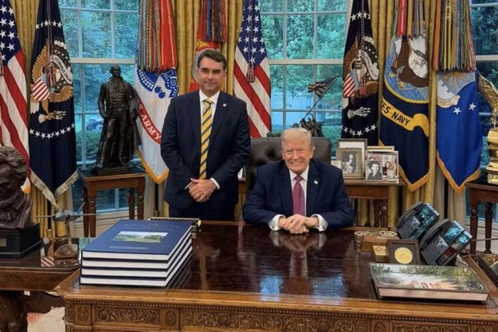 Flávio Bolsonaro e Donald Trump – Divulgação