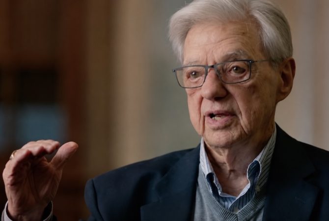 Ex-cientista da CIA afirma que Estados Unidos têm conhecimento de ao menos 4 espécies alienígenas