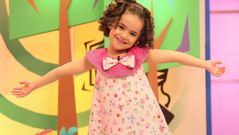 Na televisão, Maisa se tornou famosa como apresentadora infantil. Entre 2007 e 2013, comandou programas como “Sábado Animado”, “Domingo Animado” e “Bom Dia e Cia”. Também participou do “Programa Silvio Santos” no quadro “Pergunte à Maisa”, ao lado de Silvio Santos. Em 2008, o “Sábado Animado” chegou a registrar índices de audiência superiores aos de alguns programas da TV Globo.
