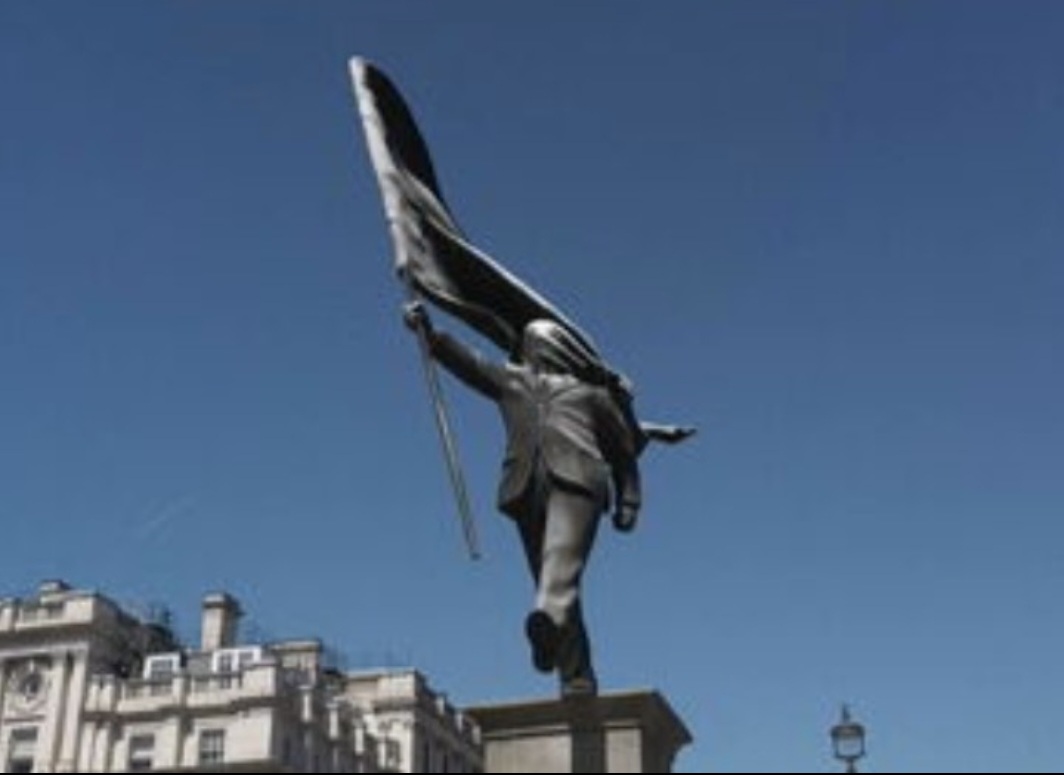 Enquanto o veredito final não sai, a estátua atrai multidões de curiosos que desejam registrar o novo marco da arte urbana. O episódio reafirma a habilidade de Banksy em pautar a agenda pública e forçar o Estado a dialogar com intervenções não autorizadas.