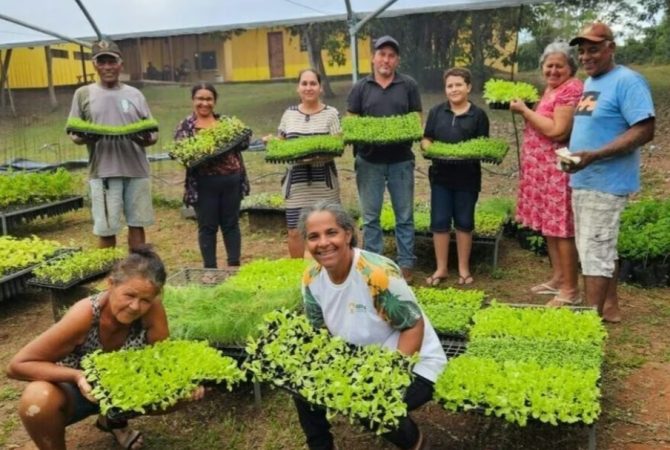 Mulheres recuperam nascentes e fortalecem produção de alimentos no Cerrado brasileiro