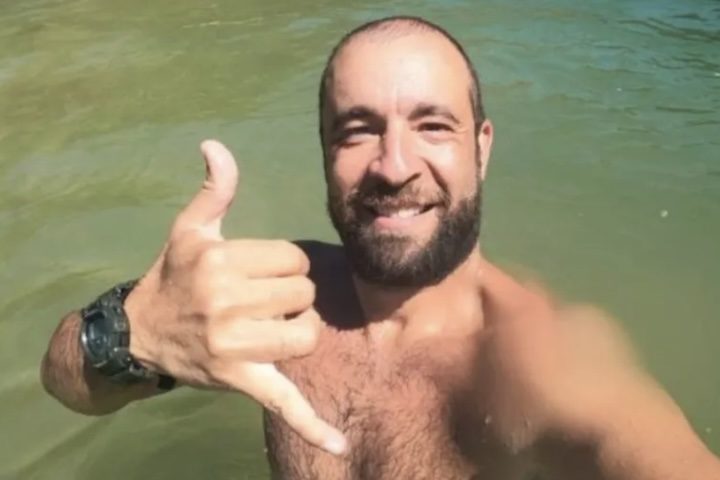 Segundo informações do jornal O Globo, o impacto foi extremamente forte e o bico do animal atravessou o coração do brasileiro. Por sorte, tinha um médico na praia no momento do acidente e ele realizou os primeiros socorros até que as equipes de emergência chegassem. Depois de estabilizado, o catarinense foi levado de avião para San José, capital da Costa Rica, onde passou por uma cirurgia cardíaca delicada na qual precisou costurar um músculo do coração.