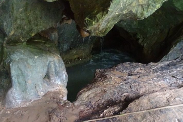 Grupo fica preso em caverna no Laos – Wikimedia Commons/Christophe95