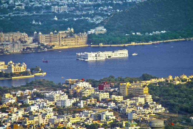 Udaipur: a ‘Cidade dos Lagos’ e o encanto romântico da Índia