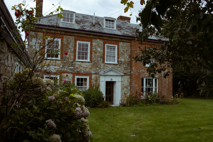 Casa na Inglaterra - BEN ELLIOTT/Unsplash