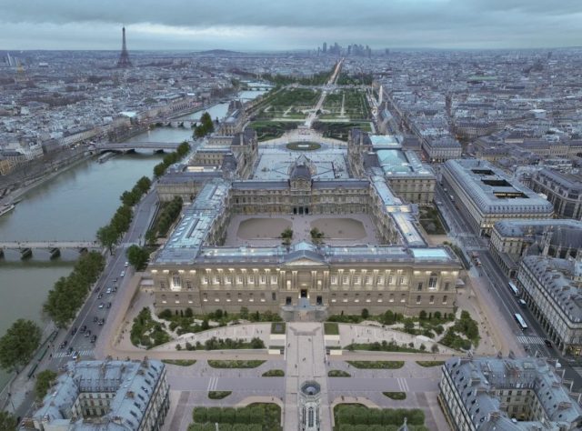 Mona Lisa no Louvre