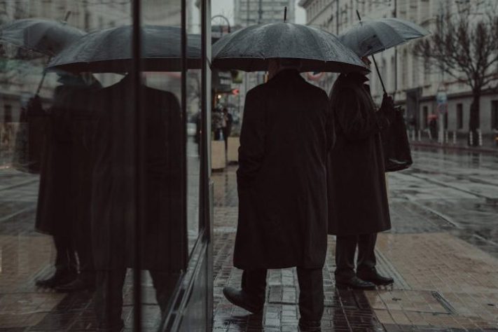 Guarda-chuva - Pexels/Iliya Pelov