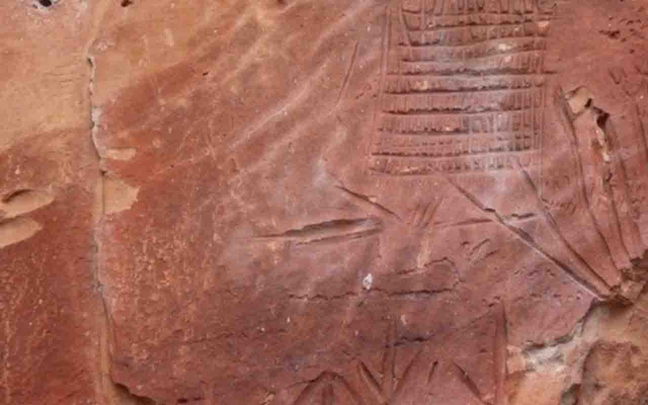 Pesquisadores do Instituto do Patrimônio Histórico e Artístico Nacional encontraram arte rupestre de cerca de 2 mil anos no Jalapão. As gravuras revelam aspectos da vida antiga, com representações de pessoas, animais e elementos celestes. -  (crédito:  Divulgação Iphan)