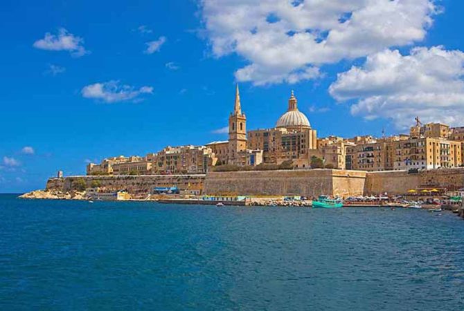 Malta: ilha é joia de águas cristalinas no Mediterrâneo