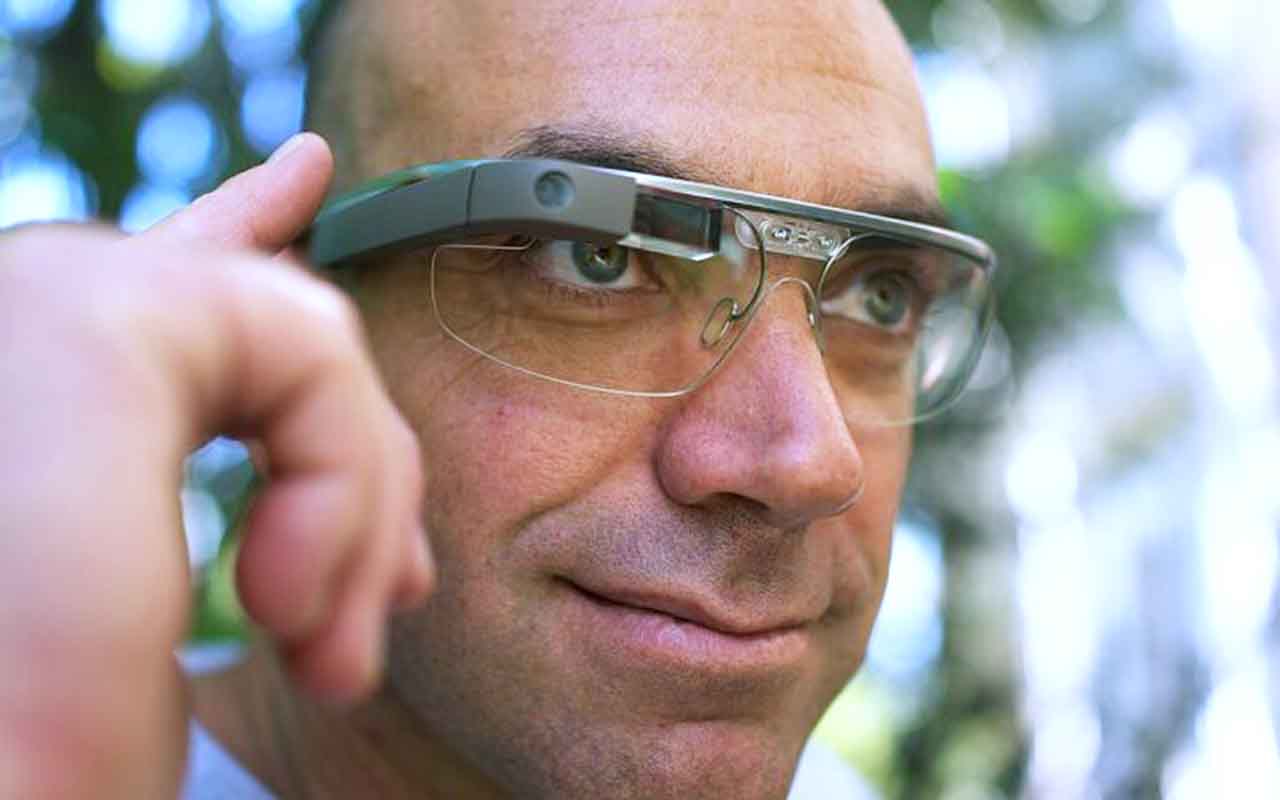 A intensa busca por inovação e novas tecnologias pelas empresas por vezes pode levar a fracassos inesperados. -  (crédito: Flickr - Loïc Le Meur)