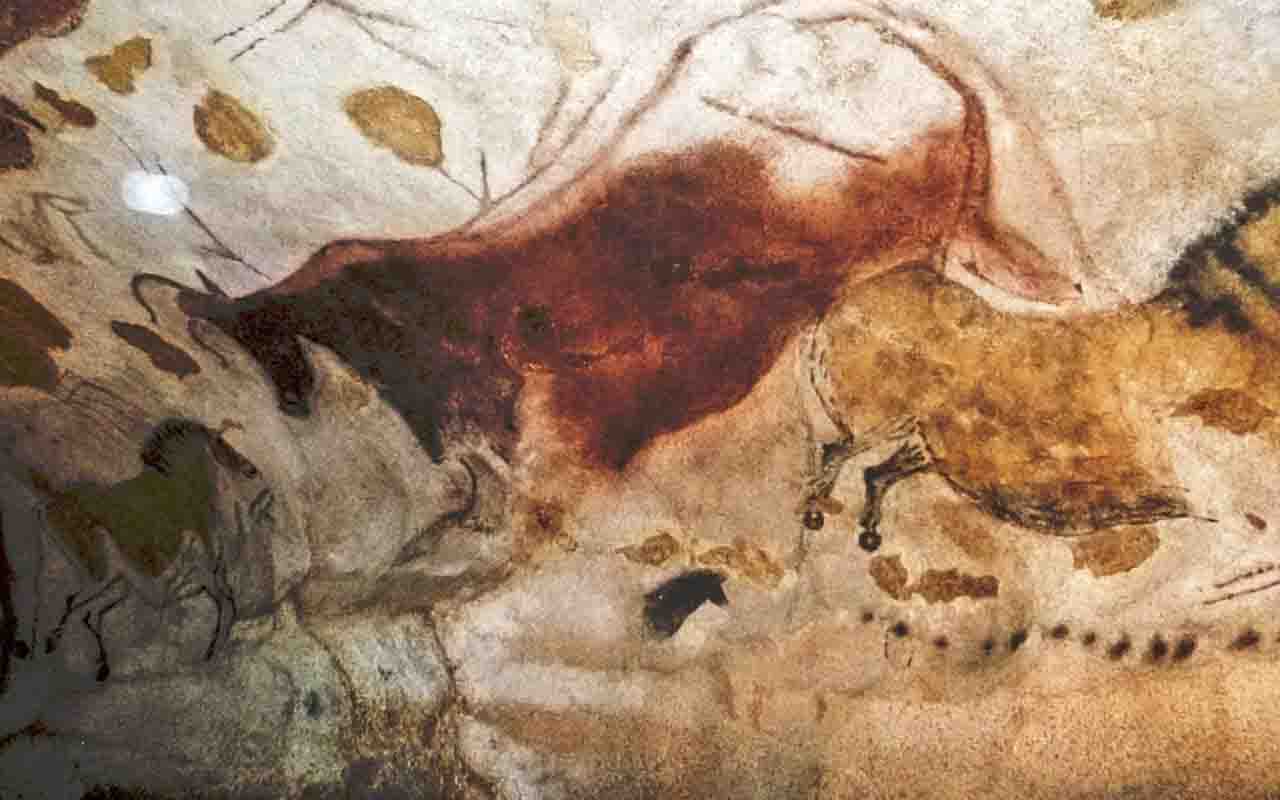 Os artistas pré-históricos de Lascaux usaram pigmentos naturais como óxidos de ferro, carvão e manganês para criar cores vibrantes. Os desenhos foram aplicados com pincéis rudimentares, sopro de pigmento e até com os dedos, revelando uma diversidade de métodos criativos. A durabilidade das imagens ao longo de milênios mostra a eficácia dessas técnicas e a intenção de perpetuar mensagens visuais.
