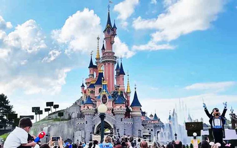 Disneyland Paris, Euro Disney Resort, França - Reprodução do Youtube Canal Jay and Karolina
