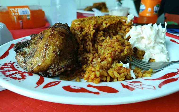 Arroz Jollof, tradicional na África