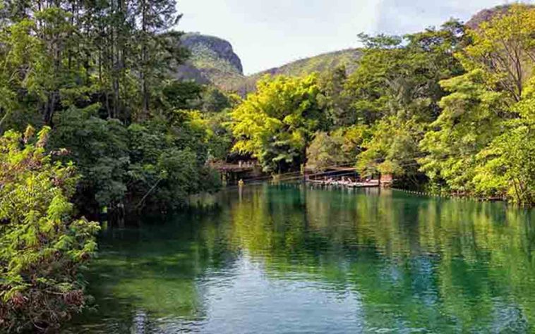 Rio Quente (GO) - Estâncias de água mineral do Brasil - Flickr Otávio Nogueira