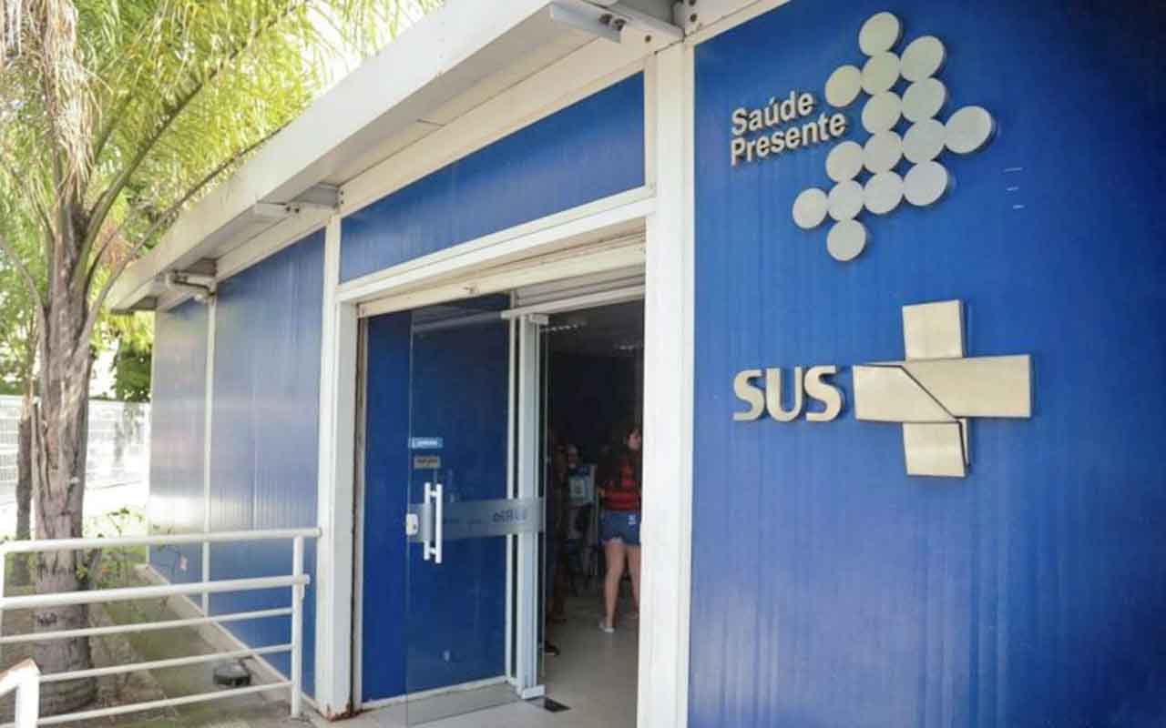 A PrEP oral diária está disponível no SUS desde 2018, mas a versão injetável promete maior comodidade e adesão por exigir menos aplicações. HIV-1 é o tipo predominante de vírus no mundo e no Brasil, com a variante alvo principal das estratégias de prevenção pública.