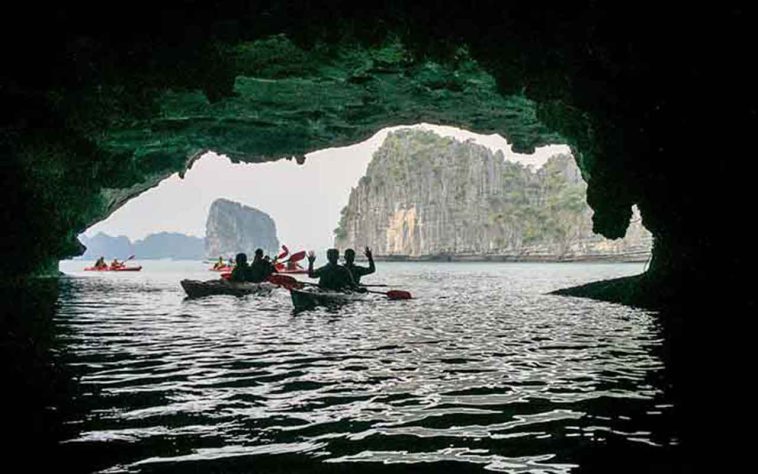 Parque Nacional de Bai Tu Long - Baía Bai Tu Long, Vietnã - Reprodução do Flickr Ursula Wall