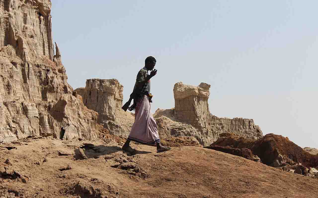Apesar de sua singularidade, Danakil ainda é pouco estudada. Cientistas acreditam que o ambiente pode oferecer pistas sobre os limites da vida na Terra e até sobre a possibilidade de vida em outros planetas, dada a semelhança com condições extraterrestres.