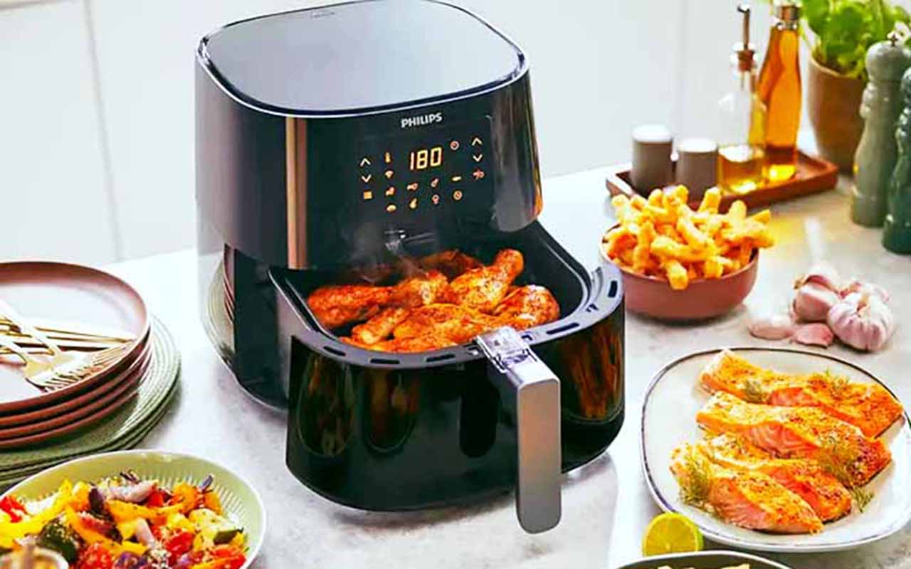 Também é fundamental manter a fritadeira fora do alcance de crianças e evitar abrir o aparelho abruptamente, pois o vapor quente pode causar lesões. Essas medidas ajudam a minimizar os riscos e a garantir que você possa aproveitar os benefícios do aparelho com segurança.