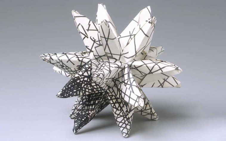Origami, a arte de dobradura de papel