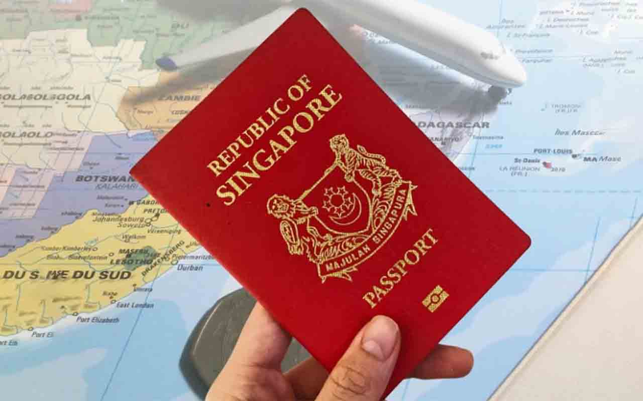 Ao lado de outros cinco países, Singapura tem o passaporte mais valioso do mundo, com acesso a 194 destinos sem restrições.