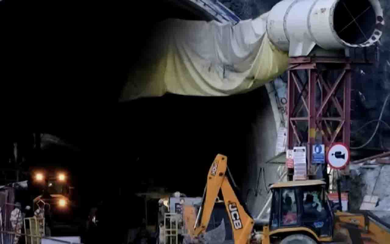 A região chegou a apresentar sinais de instabilidade dias antes do desabamento, com geólogos locais registrando afundamentos atribuídos ao ritmo acelerado da construção nas montanhas.