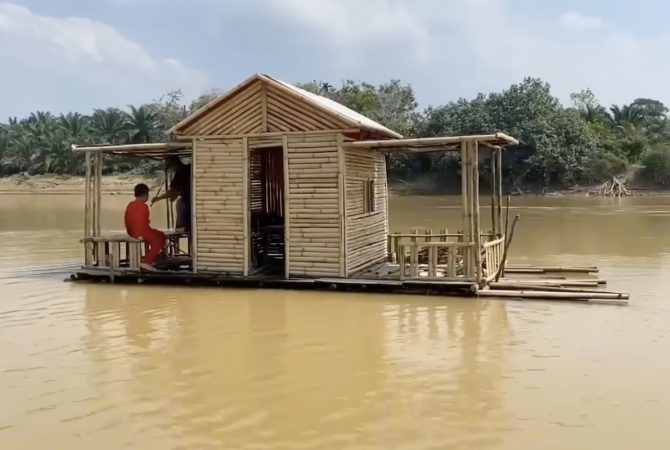 Projeto sustentável transforma troncos de bambu em casa flutuante totalmente funcional