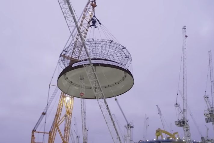 Big Carl, maior guindaste do mundo – Reprodução/EDF Energy