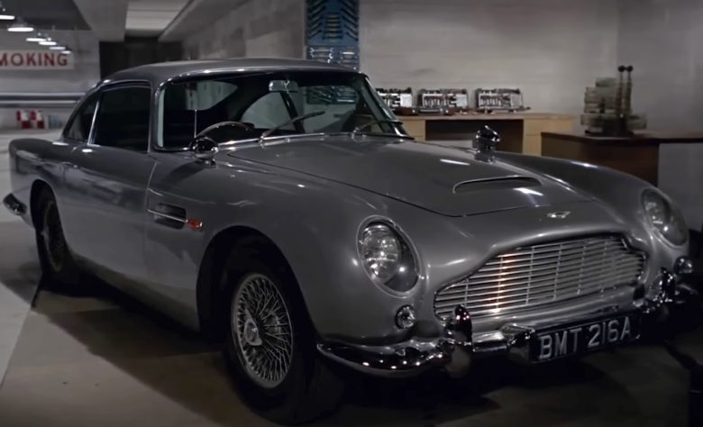 Aston Martin DB5 no filme 007 Contra Goldfinger (1964) – Reprodução
