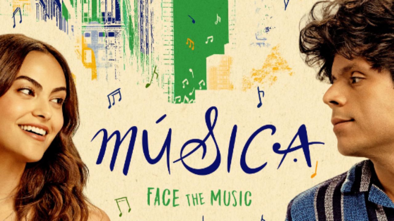 Outro filme de destaque da carreira de Camila Mendes foi a comédia romântica “Música”. No longa, protagonizado ao lado de Rudy Mancuso, ator que também é filho de mãe brasileira, ambos interpretam personagens descendentes de brasileiros vivendo nos Estados Unidos e tentando conciliar a vida cotidiana com a herança cultural de suas famílias.
