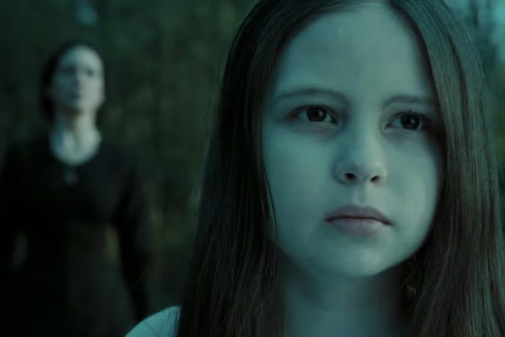 Daveigh Chase em 'O Chamado' (2002) – Reprodução