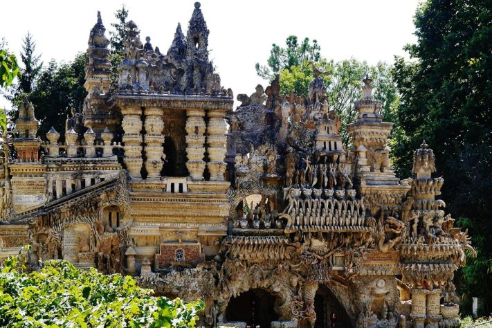 Palais Idéal, França – Wikimedia Commons/Zairon