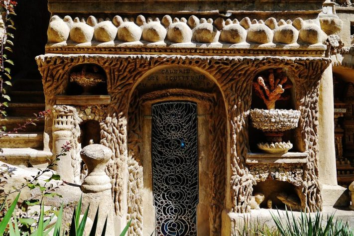 Palais Idéal, França – Wikimedia Commons/Zairon