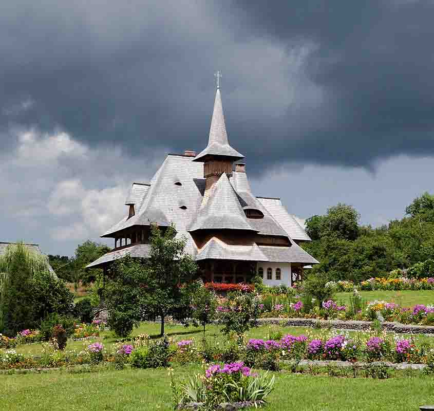 Maramures - Monica groza - wikimedia commons