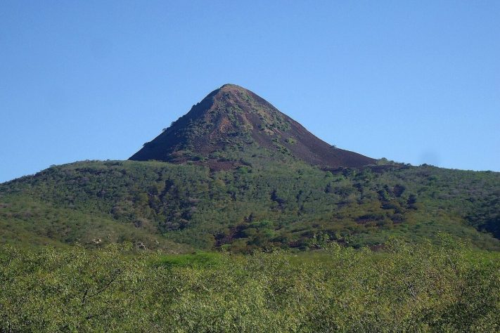 Pico do Cabugi, Rio Grande do Norte – Wikimedia Commons/GLandovsky