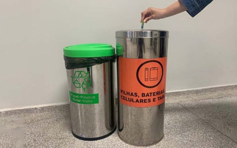 Saiba por que é perigoso descartar pilhas no lixo comum