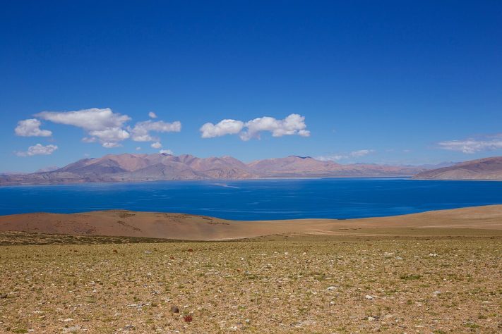 Lago Rakshastal, Monte Kailash, Himalaia – Wikimedia Commons/Jean-Marie Hullot