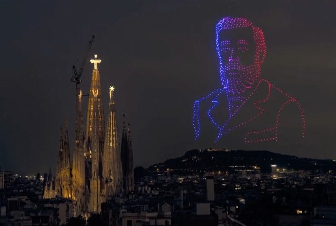 Papa Leão XIV inaugura torre central da Sagrada Família em centenário de morte de Gaudí