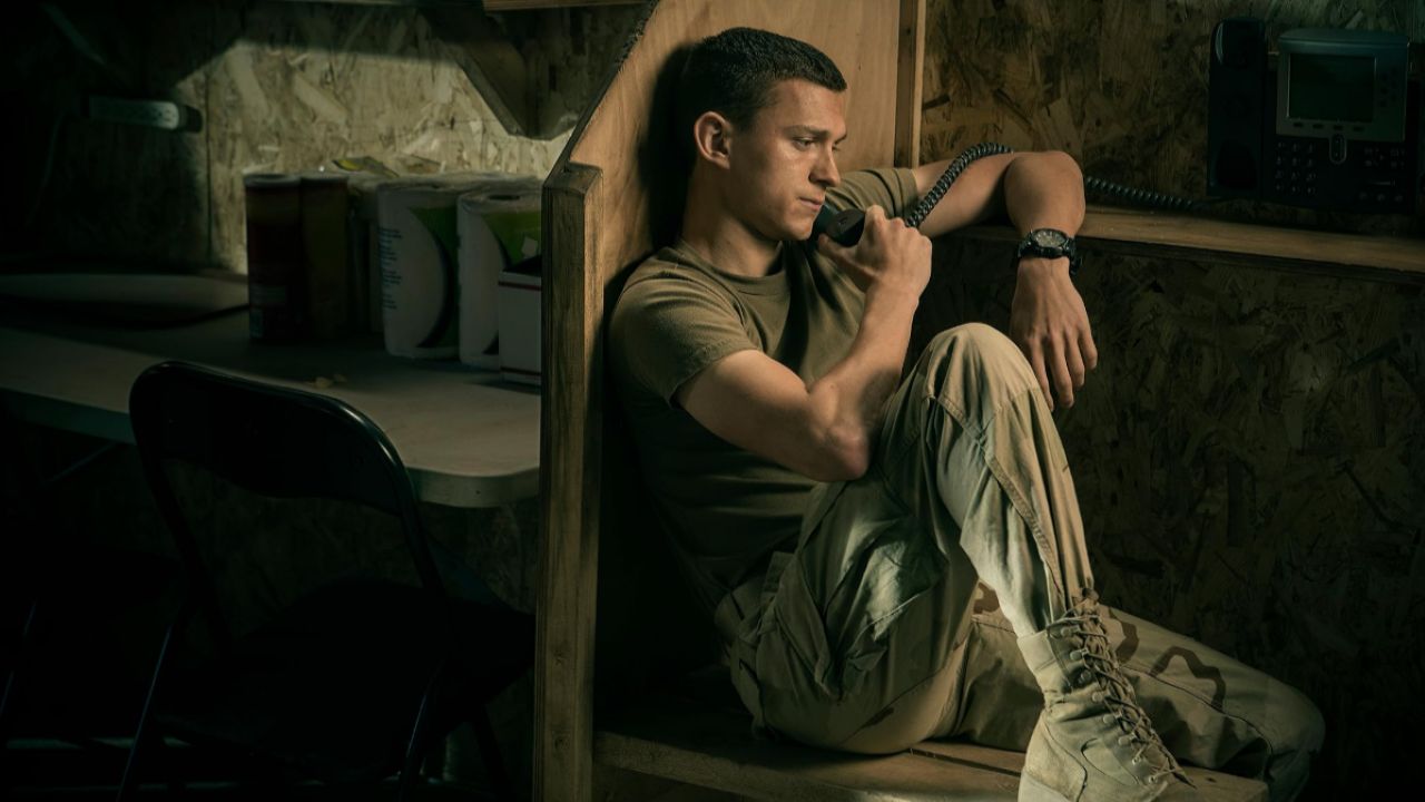 Além do universo Marvel, Tom Holland diversificou sua filmografia. Em 2021, por exemplo, estrelou 