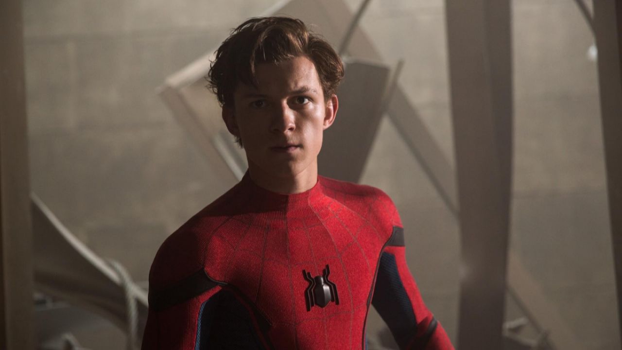 Além disso, o enorme sucesso do personagem levou ao lançamento de filmes solos do herói. Assim, em 2017, estrelou 