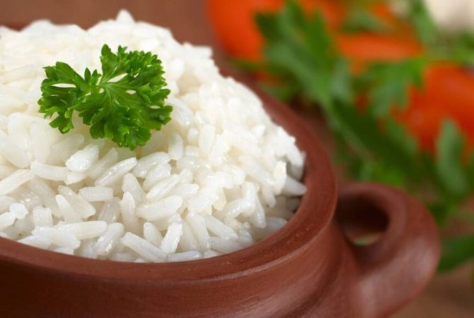 Arroz soltinho ou grudado? A bioquímica por trás do amido que muda completamente seu resultado na cozinha