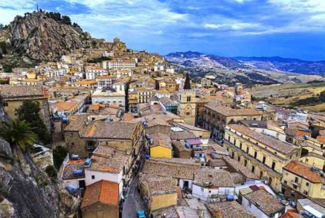 A história de Nicósia, cidade do Chipre que é a ‘última capital dividida do mundo’